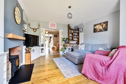 18 Shepton Walk, Bristol, BS3 5NU