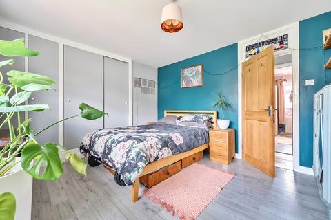 18 Shepton Walk, Bristol, BS3 5NU
