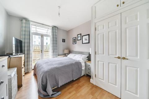 2 bedroom apartment for sale, Berkeley Street, Cheltenham, Gloucestershire, GL52
