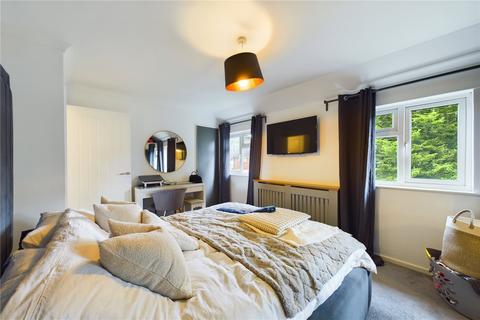 14 Abbots Road, Burghfield Common, Reading, RG7 3LD