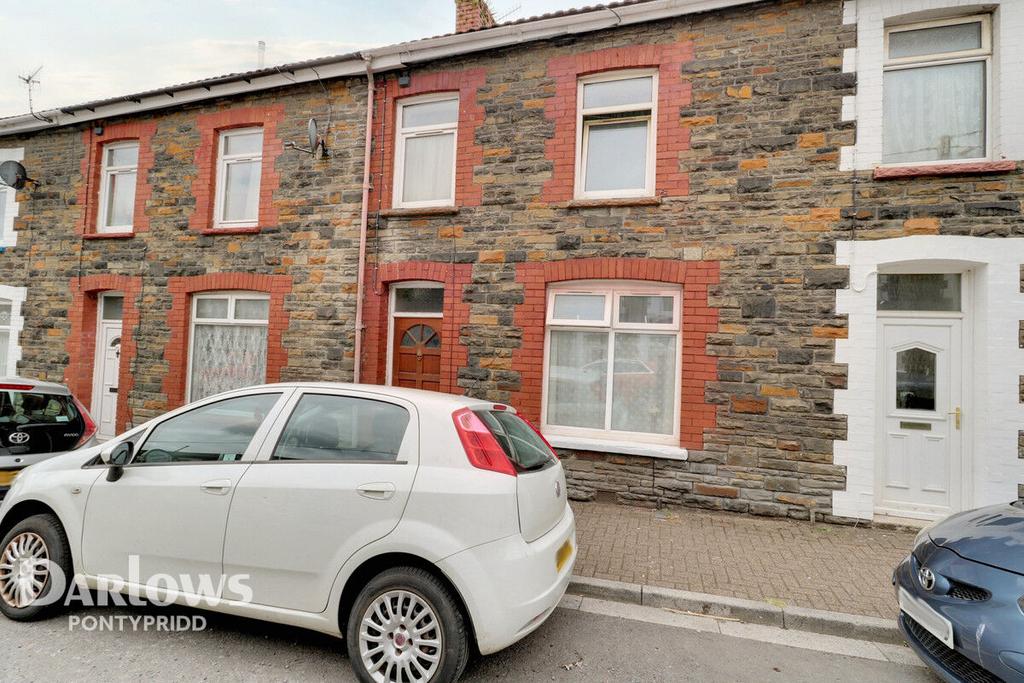 Queen Street, Pontypridd 3 bed terraced house for sale £130,000