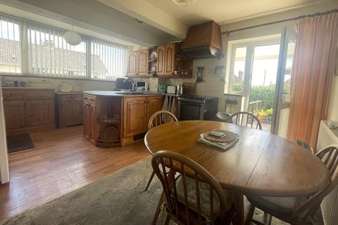 14 Littlefields, Seaton, EX12 2BZ