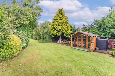 4 bedroom end of terrace house for sale, Halls Corner, Hevingham