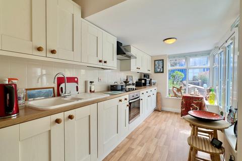 32 Higher Whiterock, Wadebridge, PL27 7DU