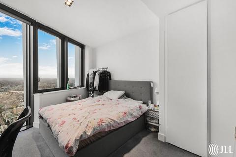 2 bedroom flat to rent, Amory Tower, London E14