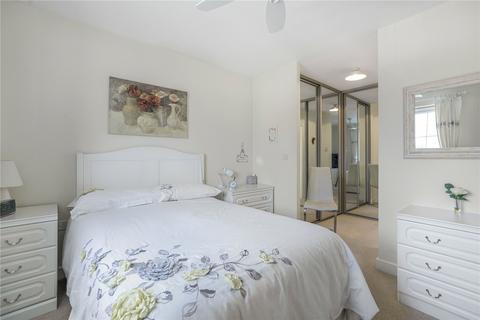 4 Causeway Close, Thame, OX9 2FW