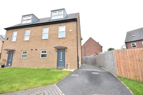 4 bedroom semi-detached house for sale, Glenvale Close, Leeds, West Yorkshire