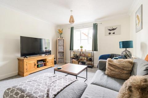 2 bedroom apartment for sale, Fox Close, Bristol BS4