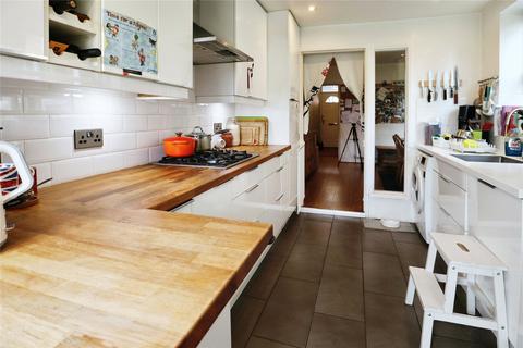 81 Clare Road, Maidenhead, SL6 4DN