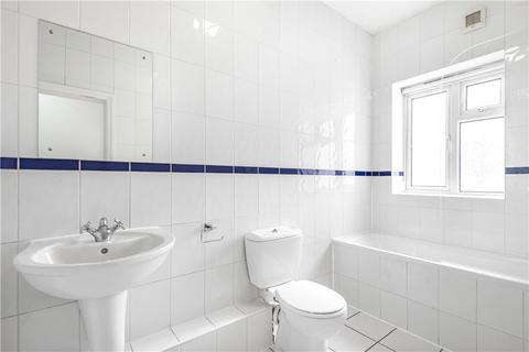 Flat 2, 206 Queens Road, London, SW19 8LY