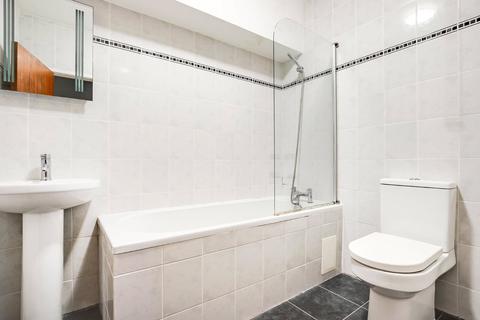 1 bedroom apartment for sale, Lyndhurst Terrace, Hampstead