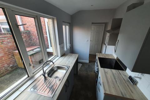 2 bedroom terraced house for sale, Hurworth Street, Woodhouse Close, DL14 6HJ