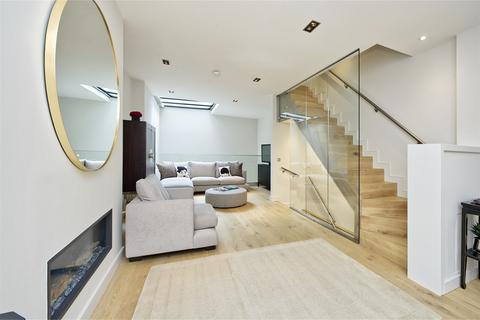 3 bedroom detached house to rent, Elystan Place, London, SW3