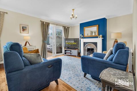 13 Regency Way, Peterborough, PE3 6HJ