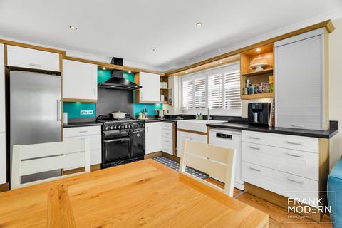 13 Regency Way, Peterborough, PE3 6HJ