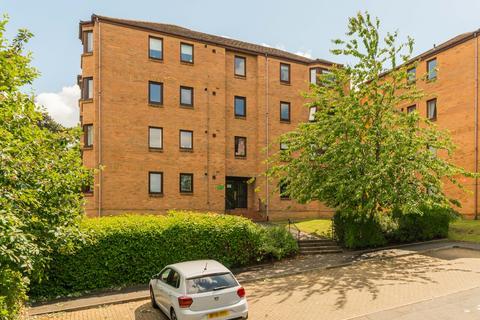 5/11 Craigend Park, Edinburgh, EH16 5XY