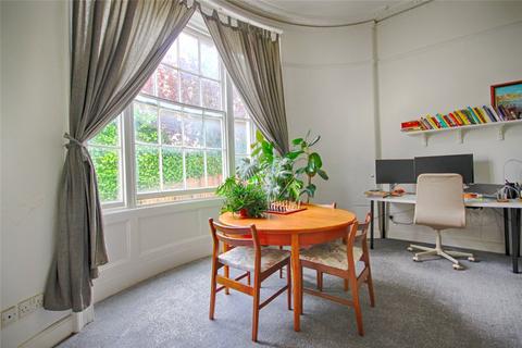 1 bedroom apartment for sale, Berkeley Street, Cheltenham, Gloucestershire, GL52