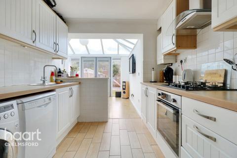 44 Ash Grove, Chelmsford, CM2 9JT