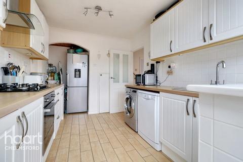 44 Ash Grove, Chelmsford, CM2 9JT