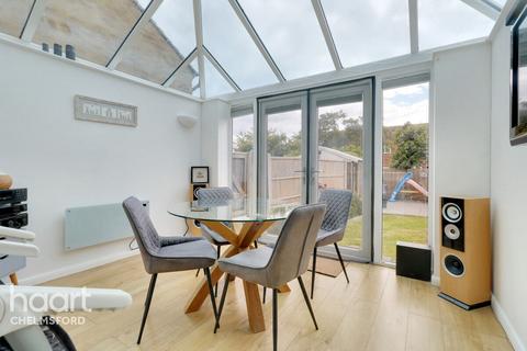 44 Ash Grove, Chelmsford, CM2 9JT