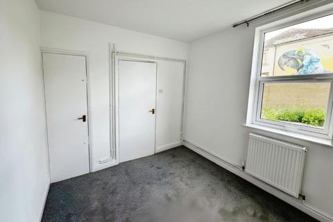1 bedroom flat to rent, Rodbourne Road, Rodbourne, Swindon, Wiltshire, SN2 2AF