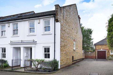 4 bedroom end of terrace house for sale, Hamilton Mews, Southfields