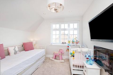 2 bedroom apartment for sale, Clifton Court, Northwick Terrace