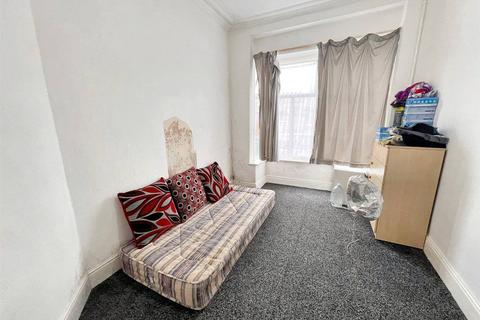 3 bedroom terraced house for sale, Grosvenor Road, Handsworth B20