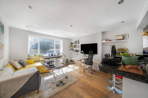 1 bedroom flat for sale, Ainger Road, Primrose Hill, London, NW3