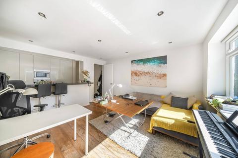 1 bedroom flat for sale, Ainger Road, Primrose Hill, London, NW3