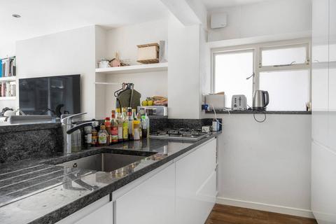 1 bedroom flat for sale, Ainger Road, Primrose Hill, London, NW3