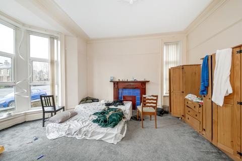 9 bedroom end of terrace house for sale, Percy Street, Huddersfield HD2