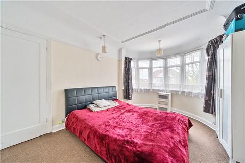 128 Uppingham Avenue, Stanmore, HA7 2JU