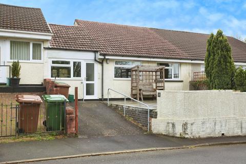 3 bedroom terraced bungalow for sale, St Davids Road, Hengoed CF82