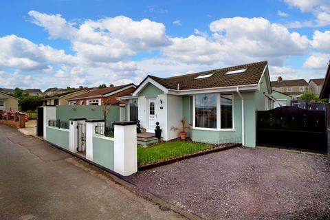 4 bedroom detached bungalow for sale, Hengoed Avenue, Hengoed CF82