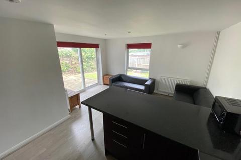 4 bedroom house share to rent, Headcorn Drive