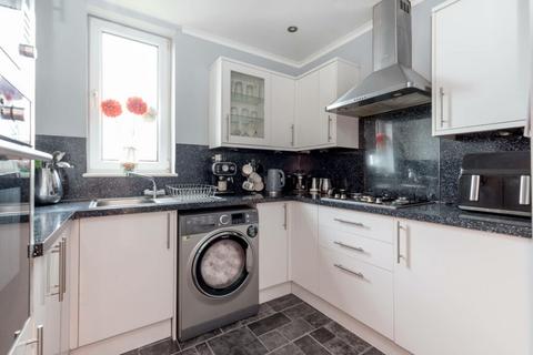 3 bedroom flat for sale, Prospect Bank Terrace, Edinburgh EH6