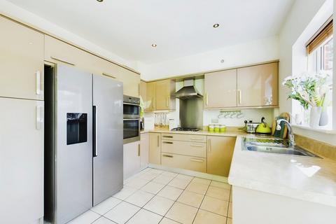 4 bedroom townhouse for sale, St Marys Road, Southampton SO31