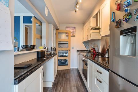 2 bedroom apartment for sale, Maresfield, Croydon