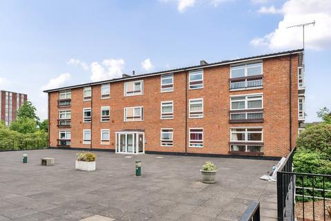 12 Maresfield, Croydon, CR0 5UA