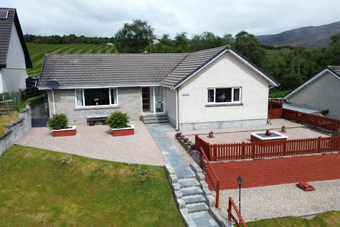 3 bedroom detached house for sale, Braeside Place, Newtonmore