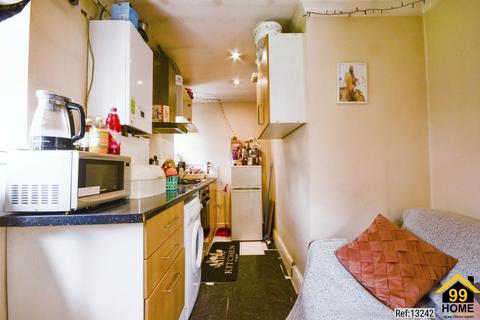 30a Crossway, Pinner, HA5 3TP