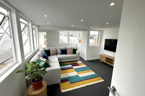 2 bedroom apartment to rent, Brentford TW8