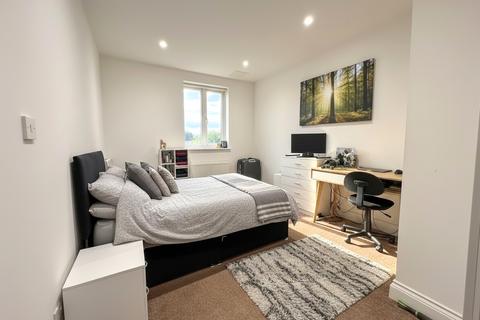 2 bedroom apartment to rent, Brentford TW8