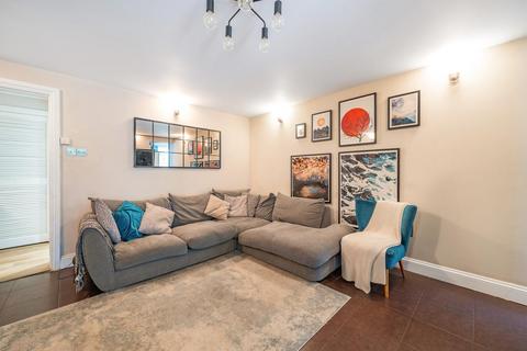 2 bedroom flat for sale, Sylvan Hill, Crystal Palace