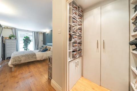 9b Sylvan Hill, London, SE19 2QB