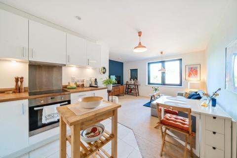 2 bedroom apartment for sale, Devonshire House, 50 Putney Hill, London, SW15