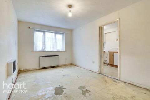 1 bedroom apartment for sale, 4 Gandhi Close, Walthamstow