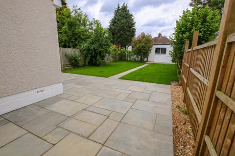14 Harefield Road, Southampton, SO17 3TH