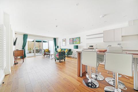 1 bedroom flat for sale, Kentish Town Road, Kentish Town, NW1